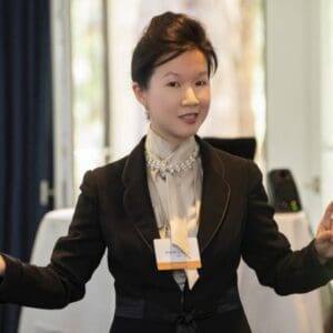 Katrin J. Yuan top Expertin Digitalisierung & Finanzinvestitionen Online-Redner