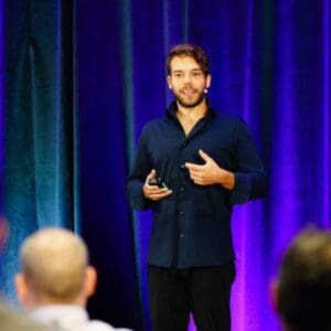 Benjamin Bargetzi Online Redner